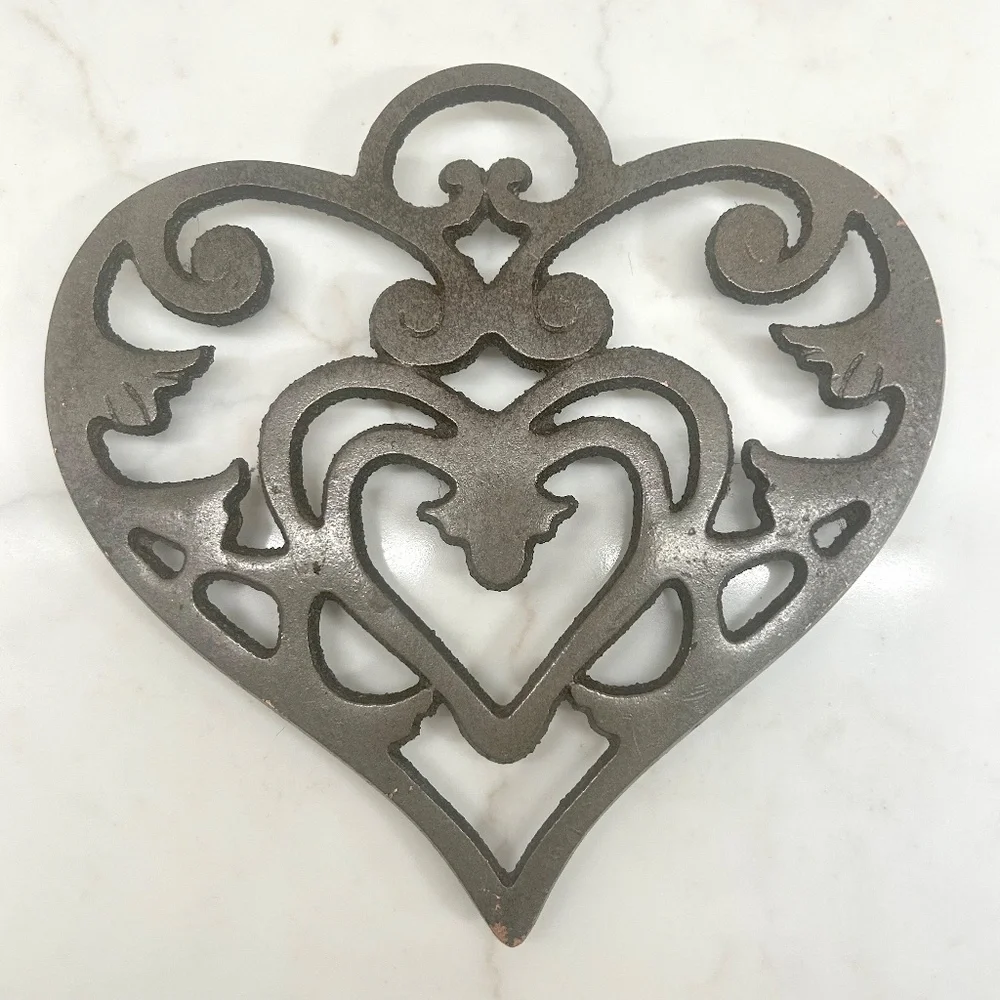 Set of 3 Pampered Chef Cast Iron Trivets - Round Up From the Heart Collection